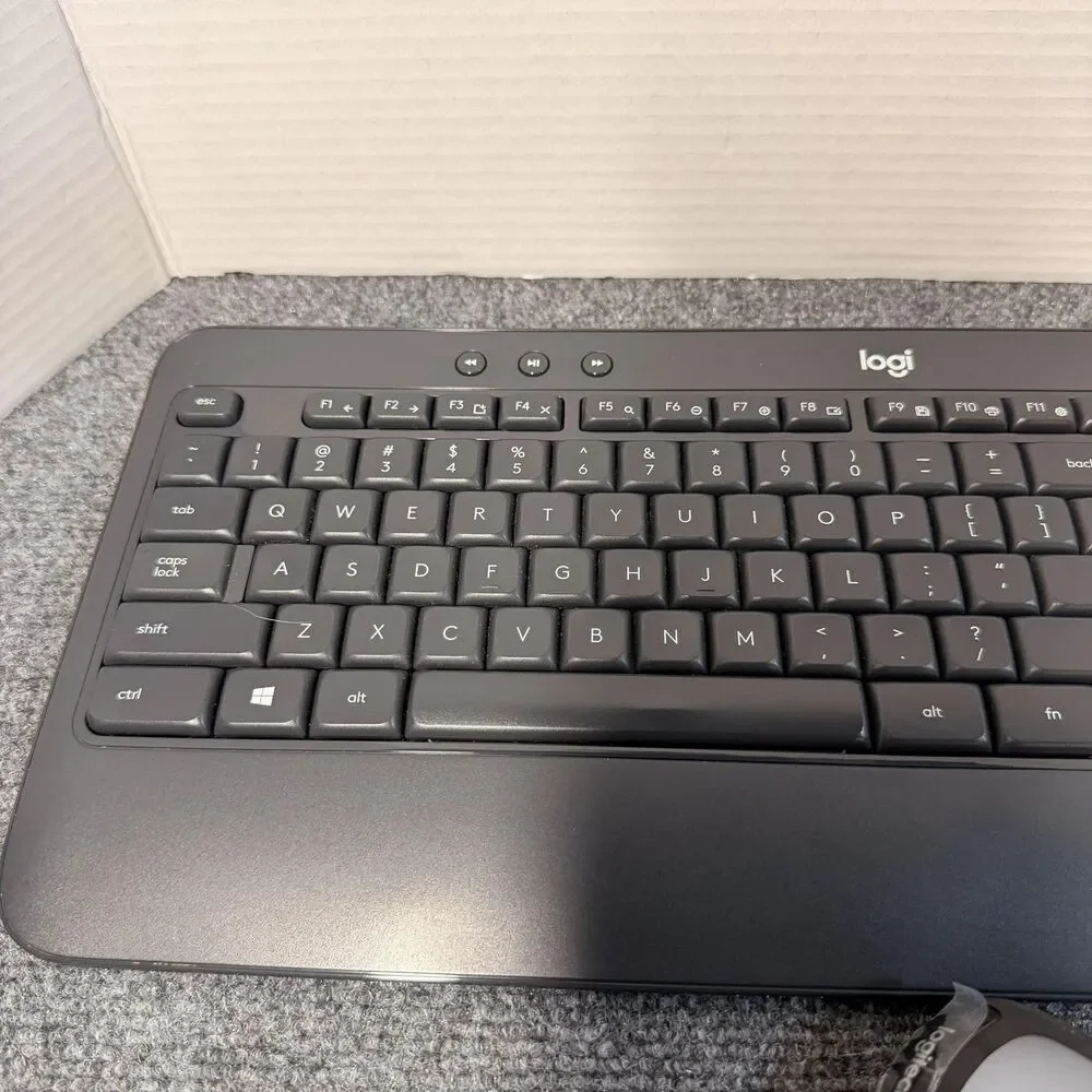 Logitech K540 Wireless Keyboard Mouse Combo 2.4GHz USB Black Full Size PC